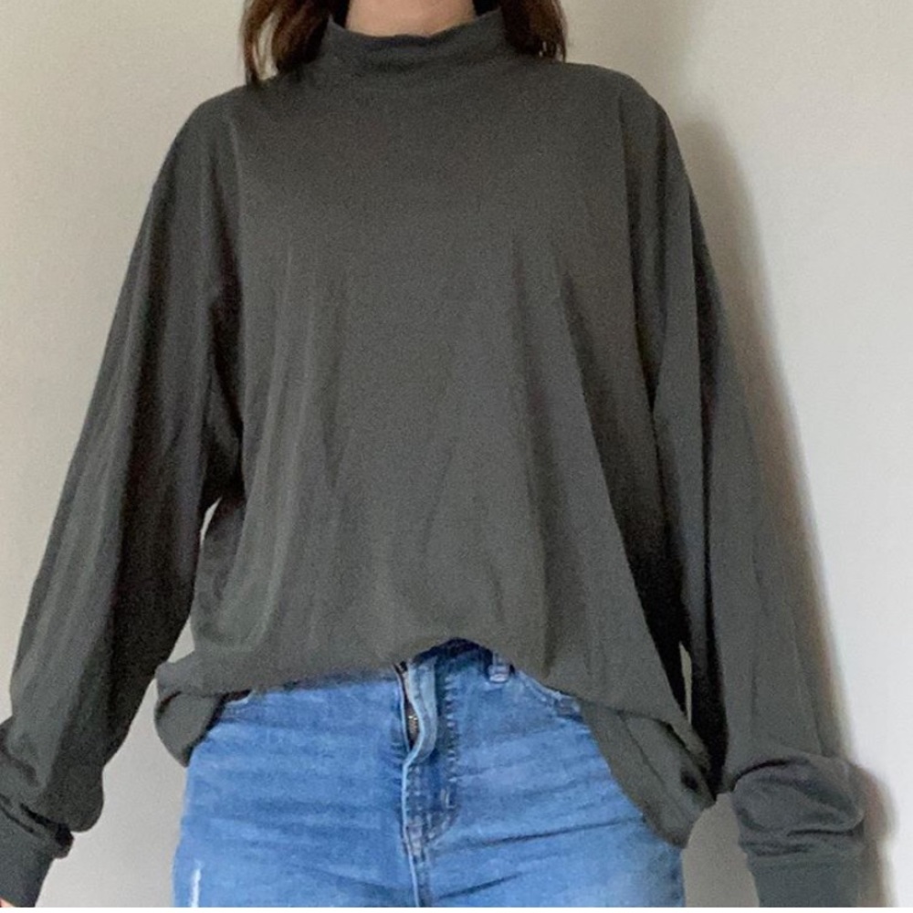 LL bean long sleeve//turtle neck